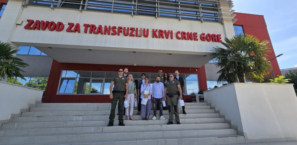 PREDSTAVNICI SAVJETA DRUŠTVA I ZAPOSLENI AGENCIJE DALI KRV - PRIMJER HUMANOSTI I SOLIDARNOSTI