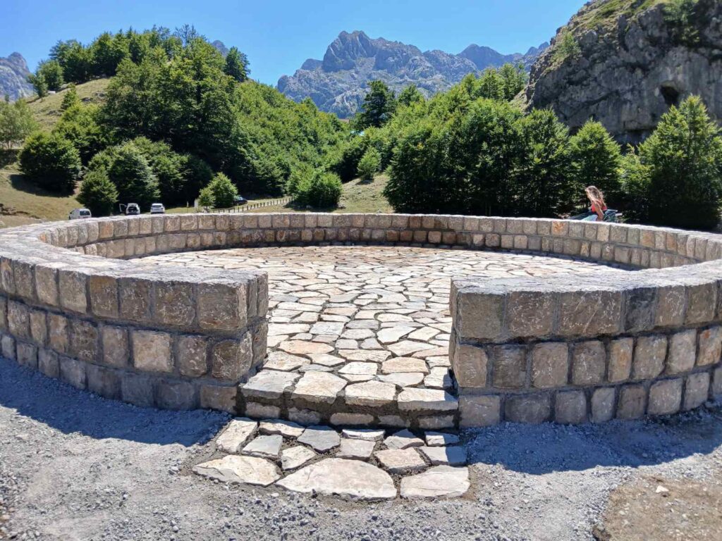 Izgrađeno guvno - čuvamo tradiciju,gradimo budućnost